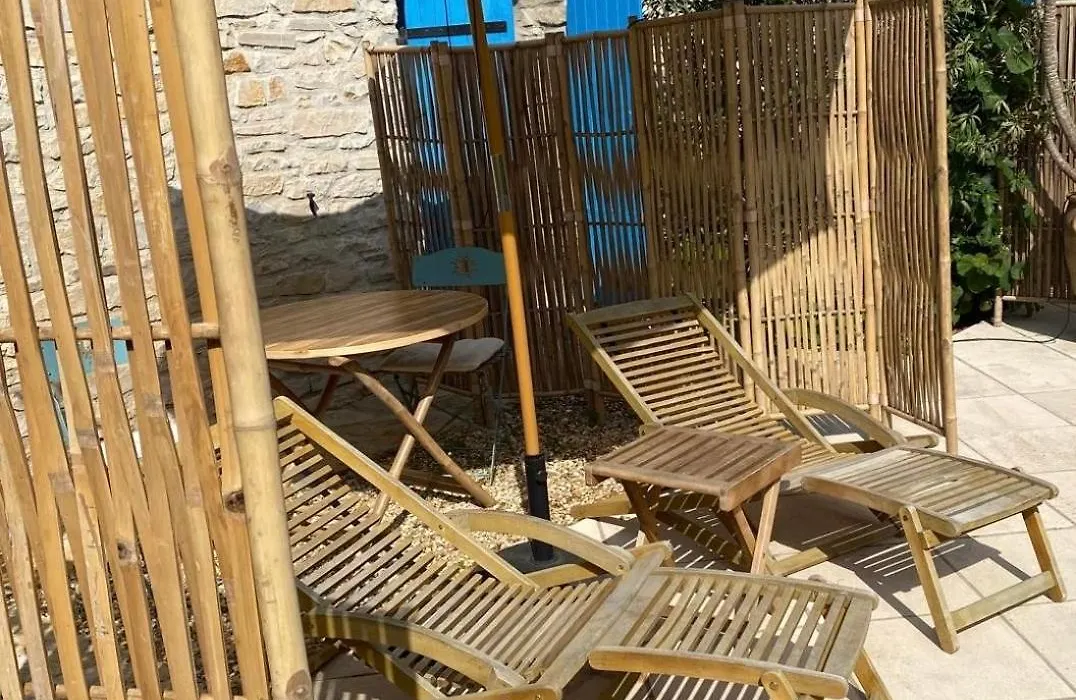 Le Patio aux Oiseaux-1